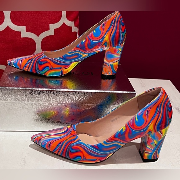 Aachcol Vibrant Multicolor Swirl Women's Heels - Picture 3 of 9